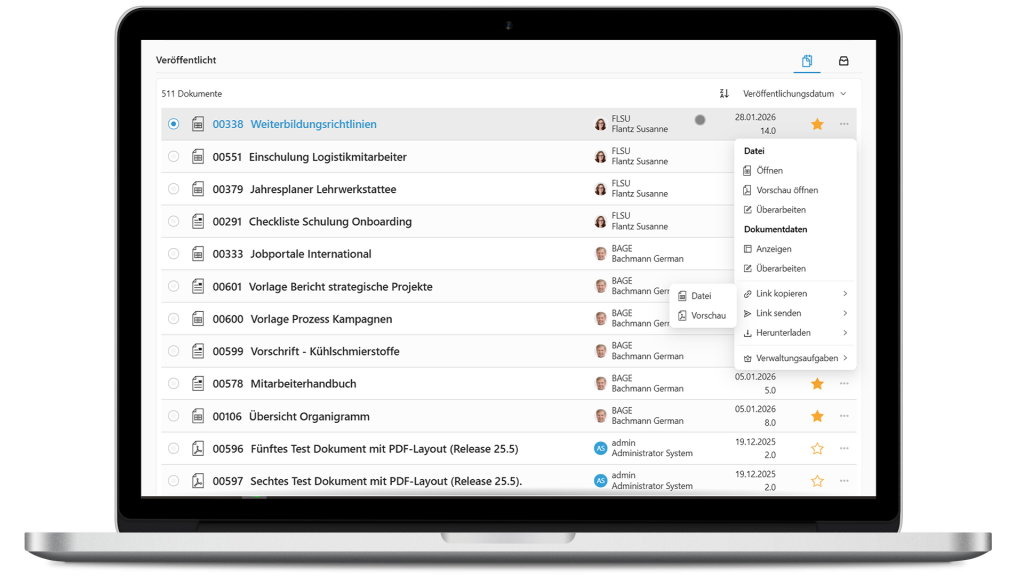Das Bild zeigt einen Laptop mit der geöffneten Wissensmanagement-Software WIVIO. Gezeigt wird, wie gerade ein Link zu einem Wissensdokument (WiDok) kopiert wird, um diesen in einem anderem System einzubauen.