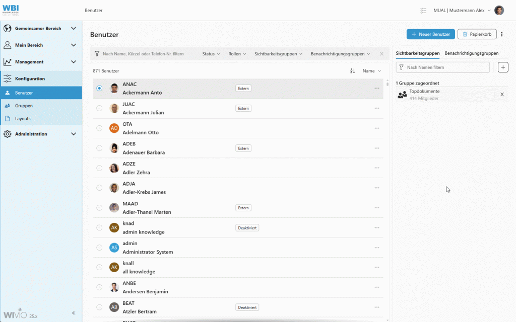 Das animierte GIF zeigt, wie ein Administrator im smarten Wissensmanagement-Tool WIVIO den Benutzer Anto Ackermann überprüft und feststellt, dass dieser automatisch über ein externes Benutzerverzeichnis synchronisiert wird.
