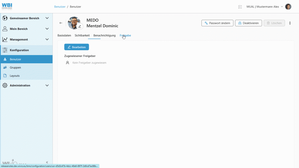 Der Screencapture zeigt die smarte Wissensmanagement-Software WIVIO, in der bei einem Mitarbeitenden ein Freigeber hinterlegt wird. Dabei handelt es sich um eine fachlich vorgesetzte Person.