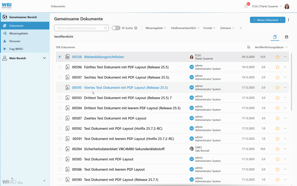 Das animierte Gif zeigt, wie eine Anwenderin in WIVIO bei einem ihrer Wissensdokumente prüft, ob die richtigen Benutzer:innen und Benutzergruppen beim Dokument hinterlegt sind, sodass alle relevanten Personen bei einer Änderung automatisch informiert werden.